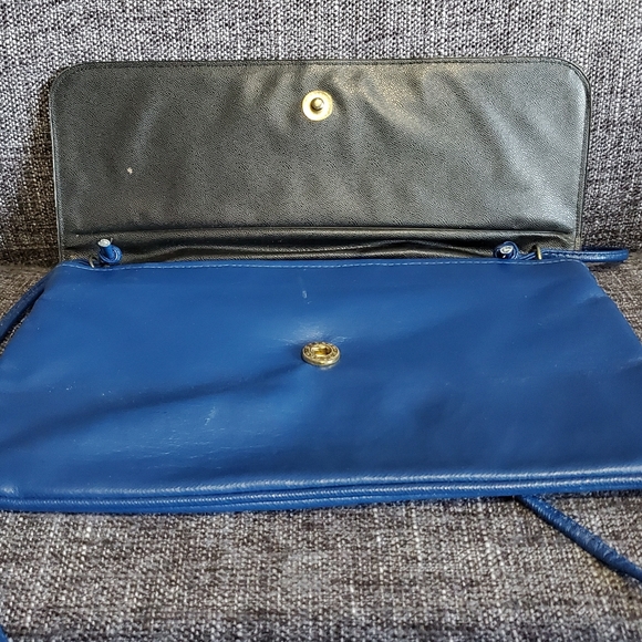 Vintage Blue Clutch - Picture 3 of 4